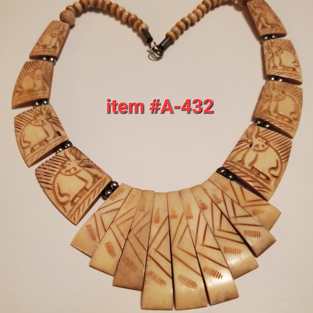 A Very Nice Ivy Necklace, item # A-432, wt. 90. grams